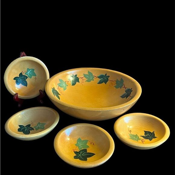 Munising vintage wooden ivy painted set of 5 bowls - Picture 12 of 12